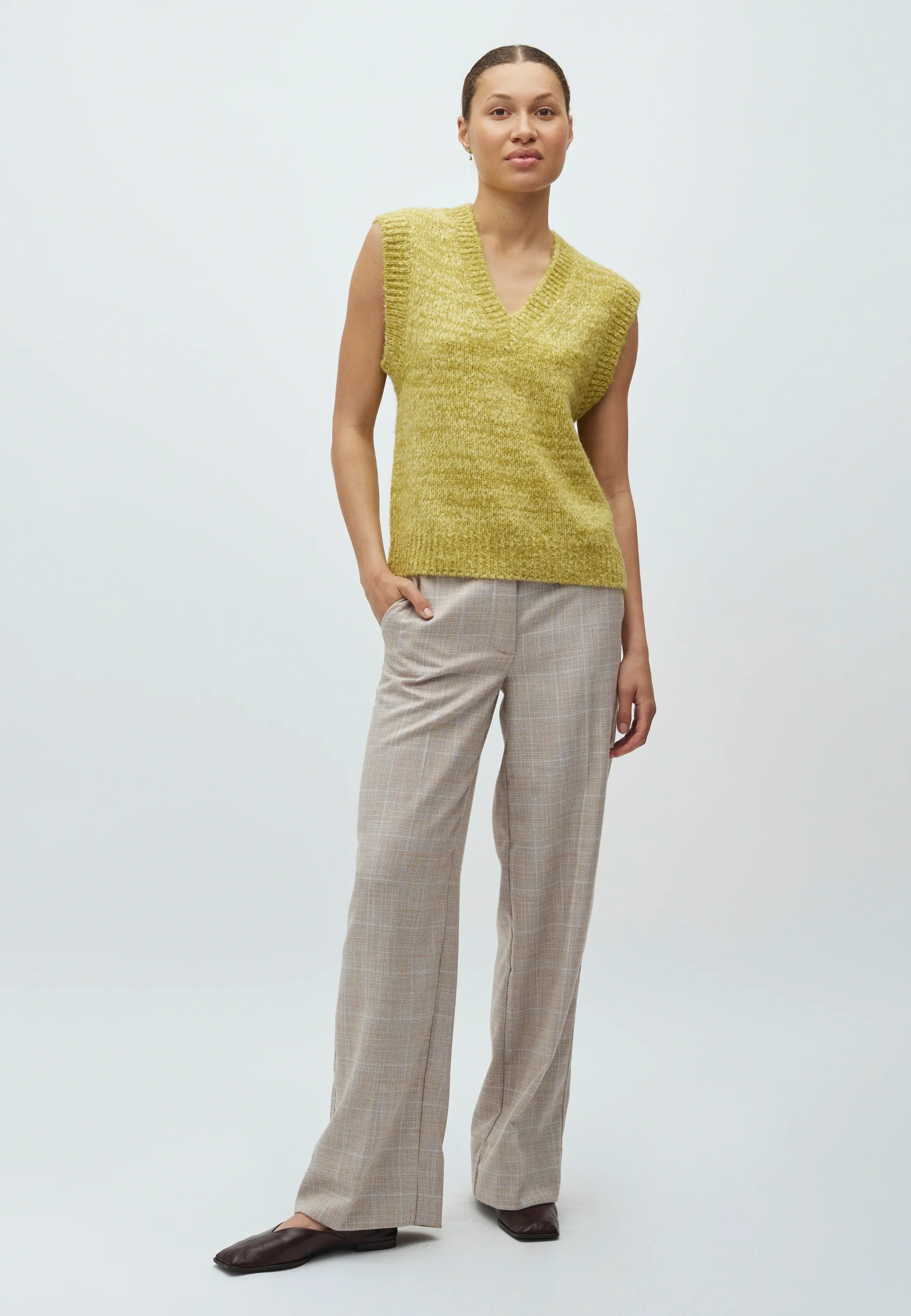 Allia-M Knitted Vest - Light Pear Melange - Image 4