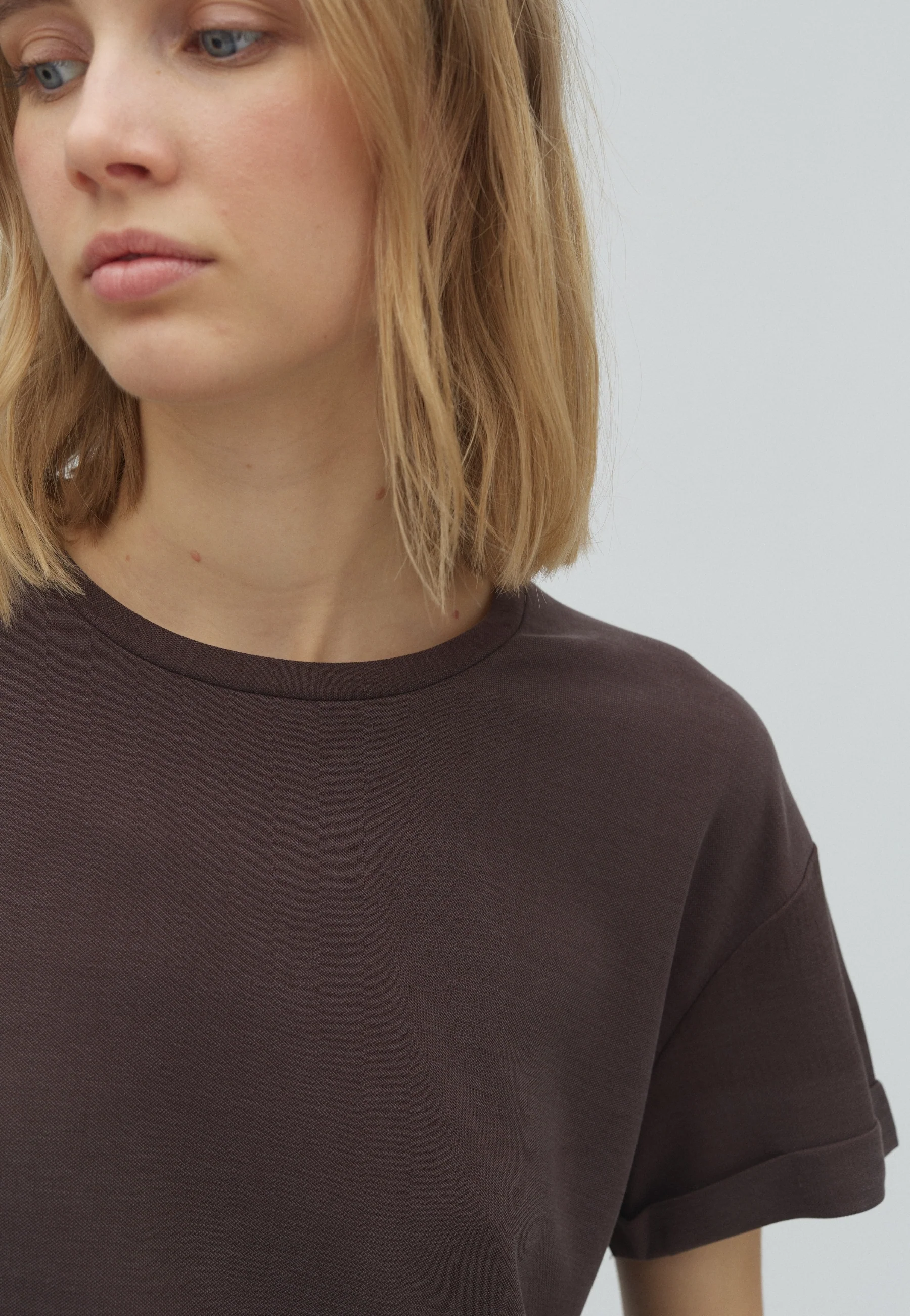 Amana-M T-shirt - Java - Image 2