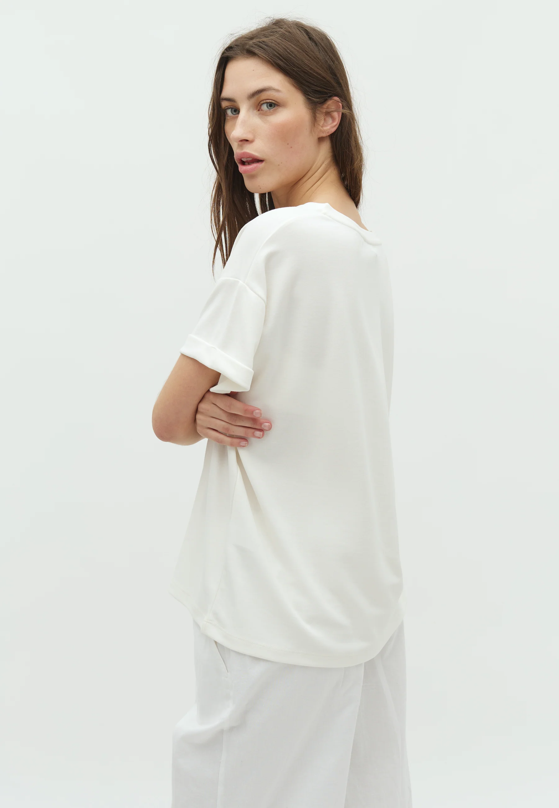 Amana V-M T-shirt - Sugar - Image 3