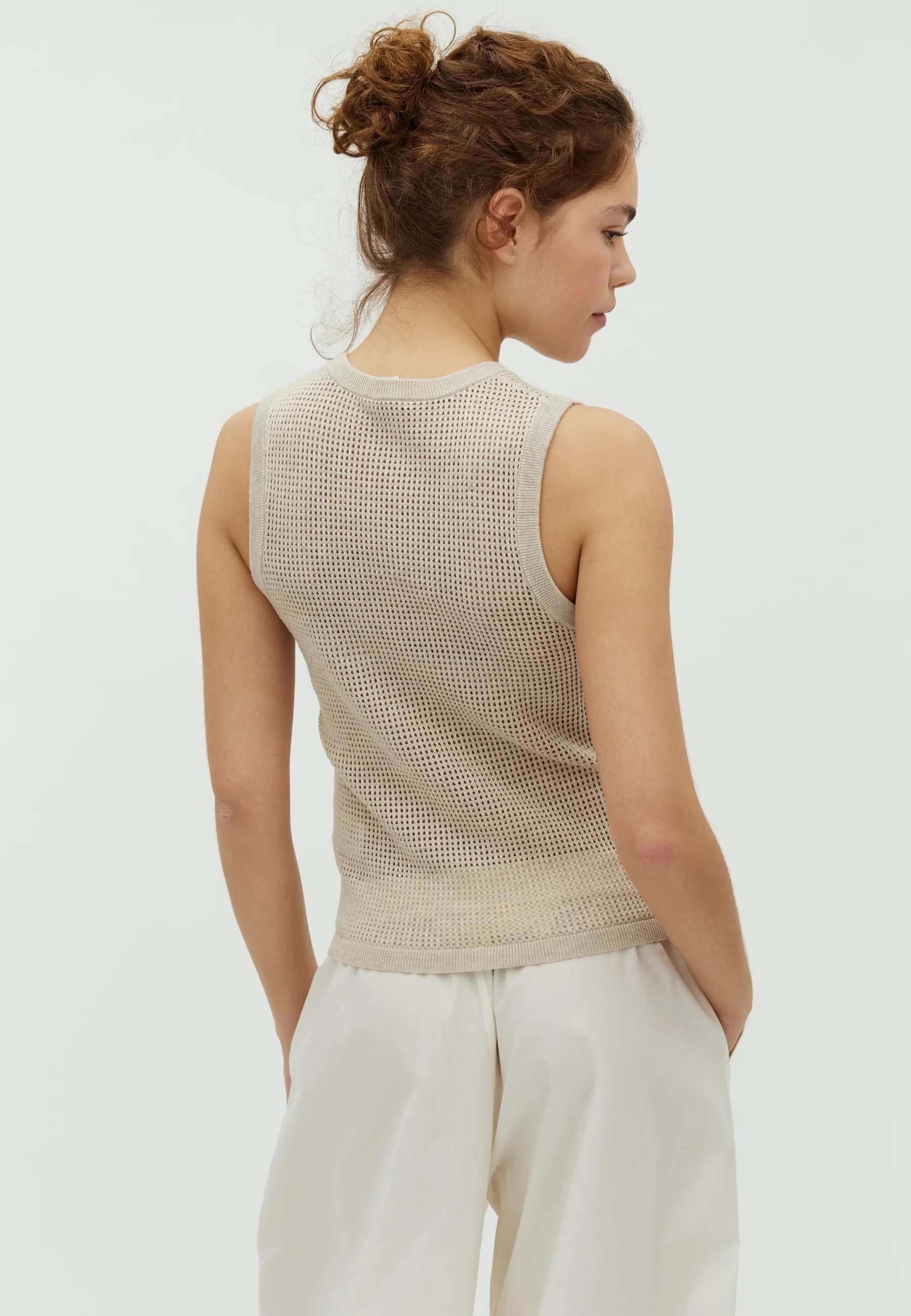 Callis-M Knit Vest - Oyster Melange - Image 3