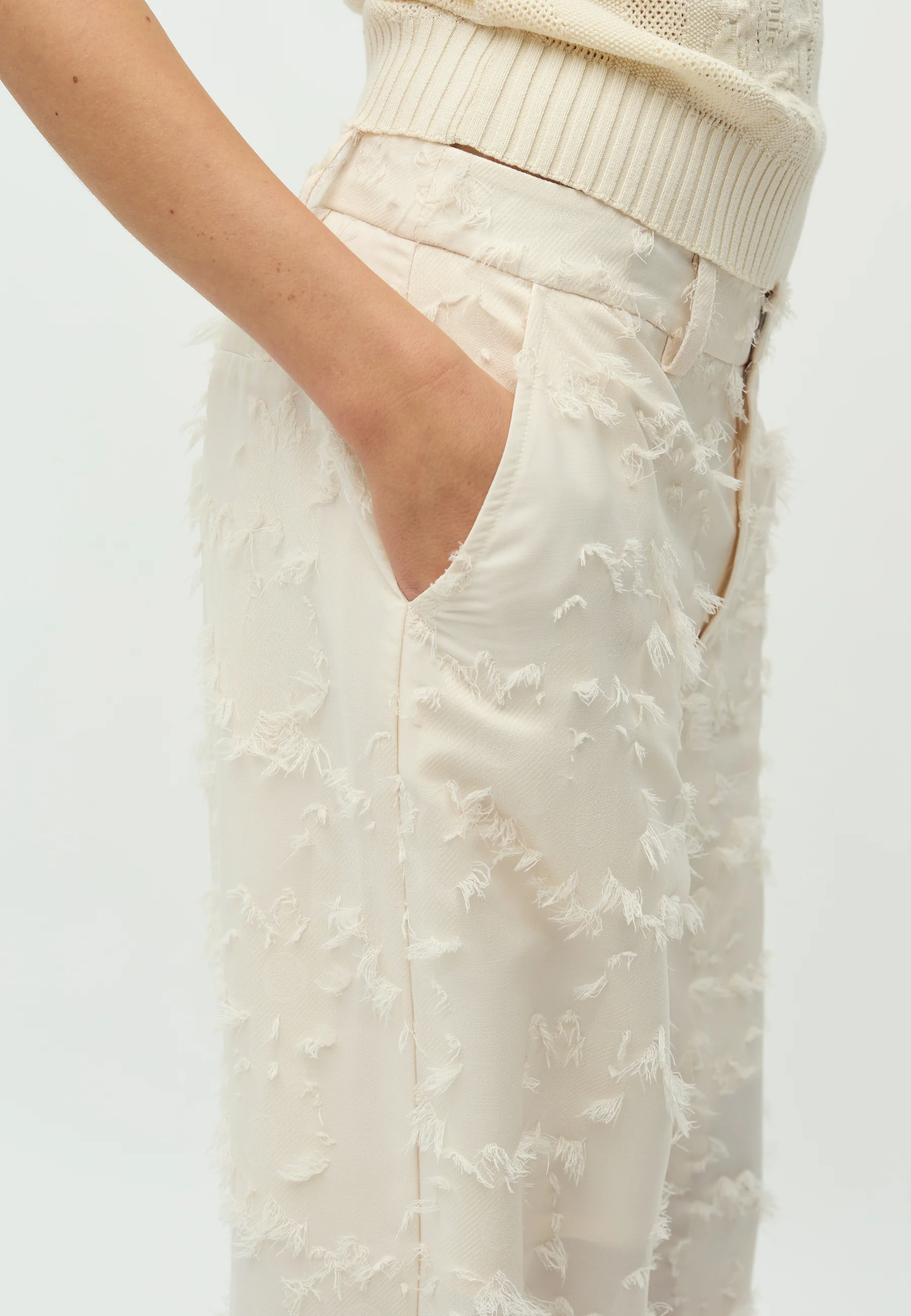Cavia Long-M Trousers - Sugar - Image 4