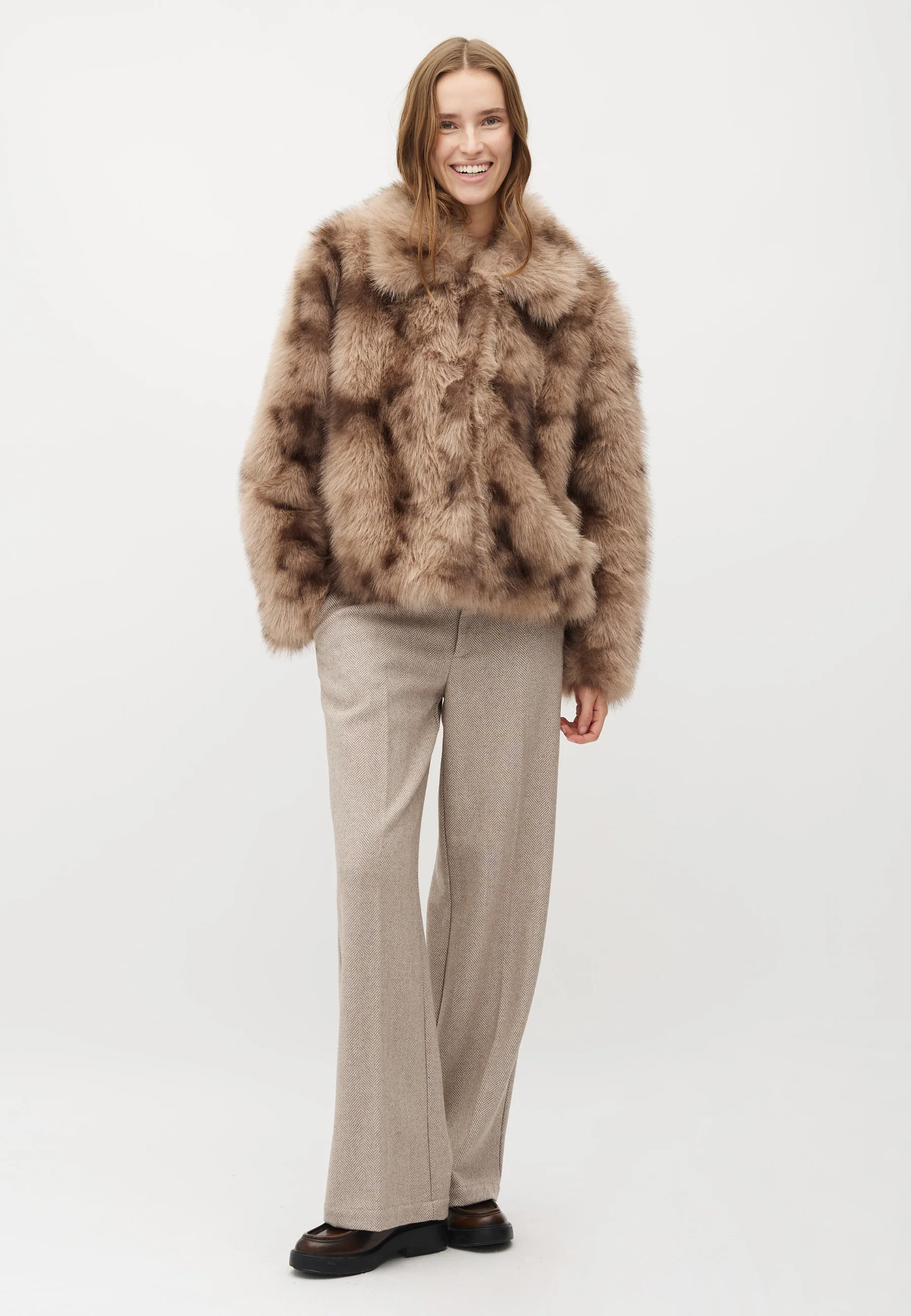 Corvia-M Faux Fur Jacket - Brown Shadow