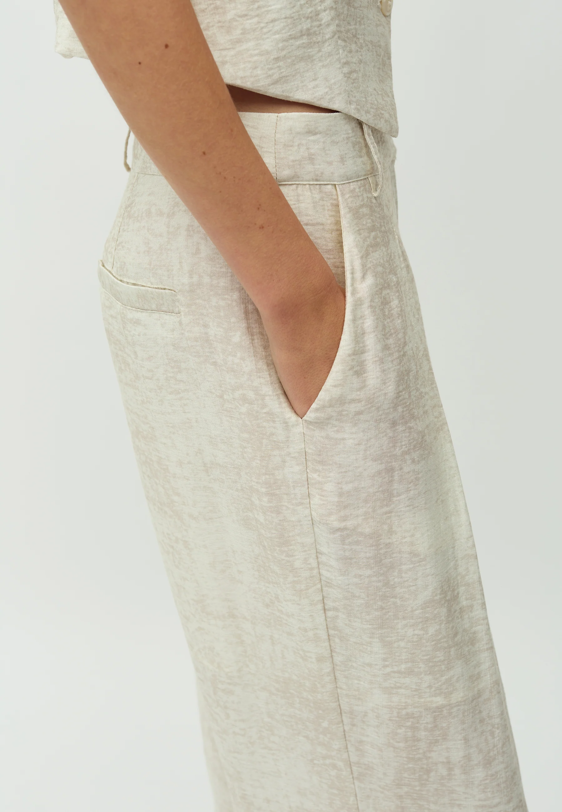Cristiana Long-M Trousers - Oyster Valana Print - Image 4