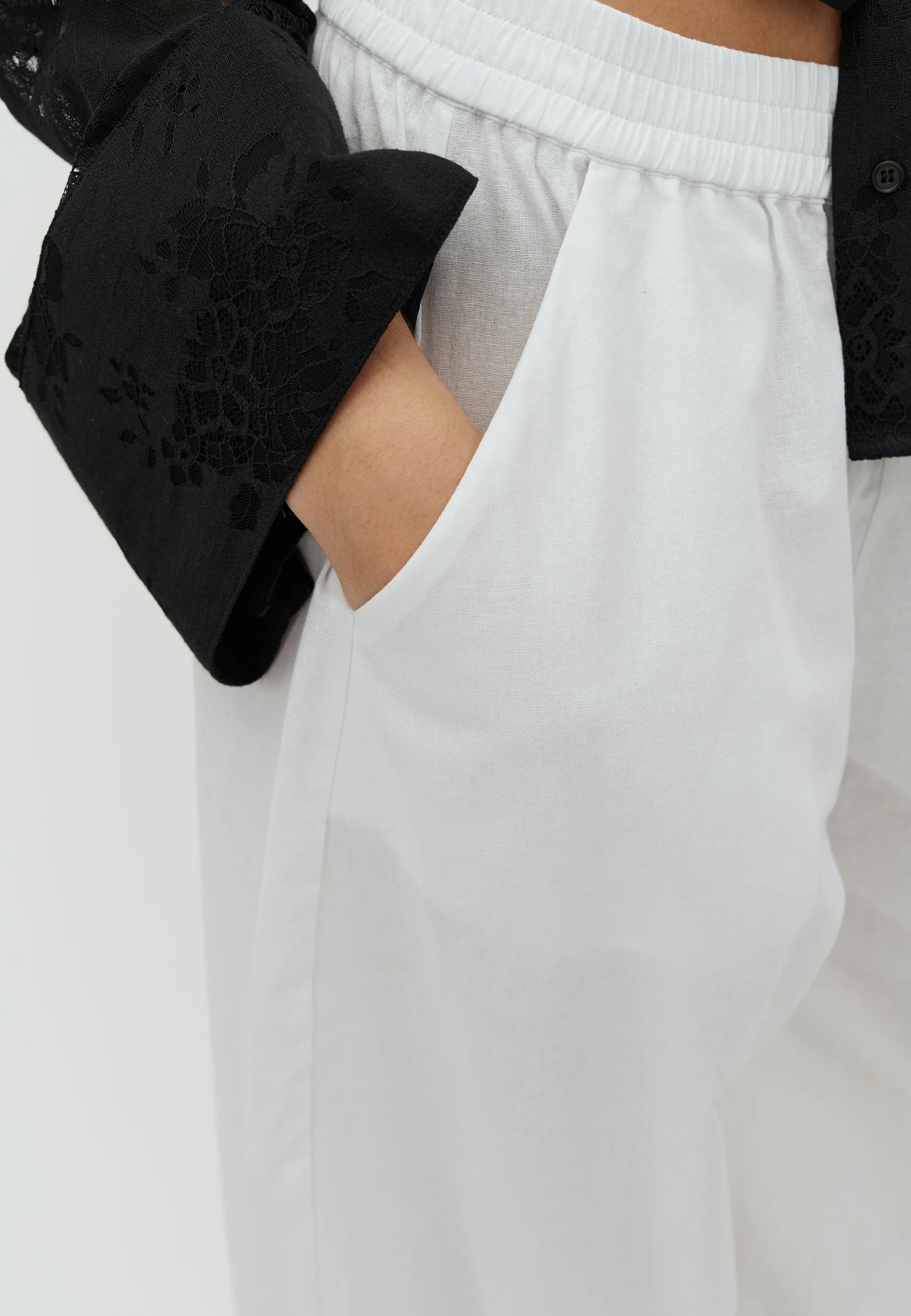 Eawyn-M Pants - White - Image 4