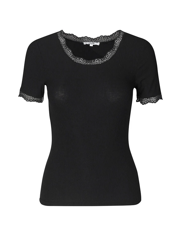 Emera-M T-shirt - Black