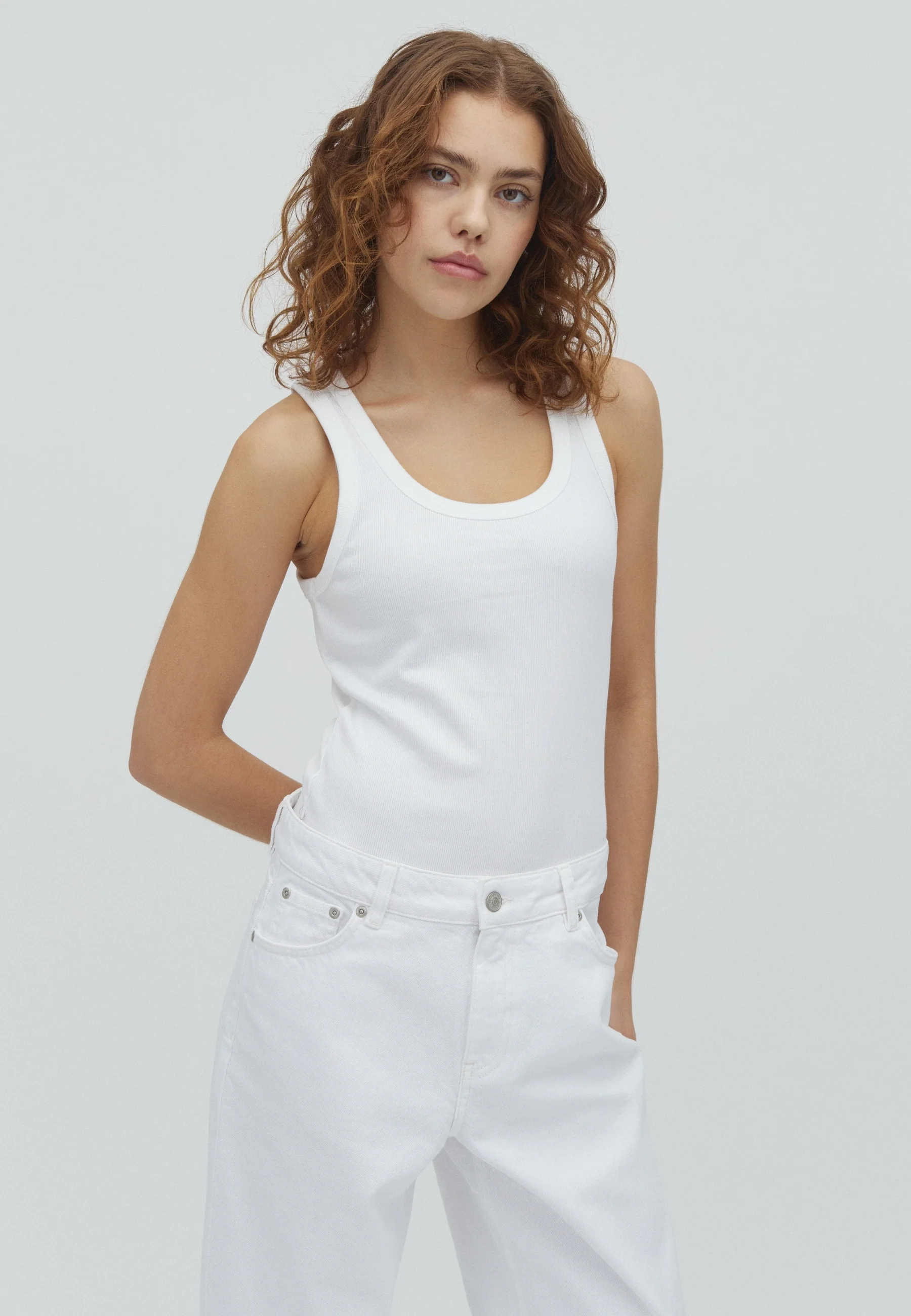 Jaxson U-M Top - White