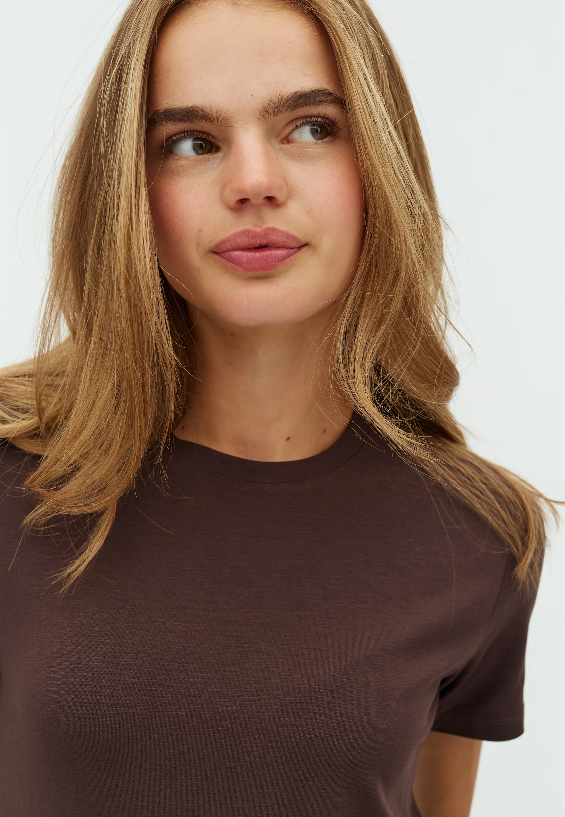 Julie-M Basic T-Shirt - Java - Image 2
