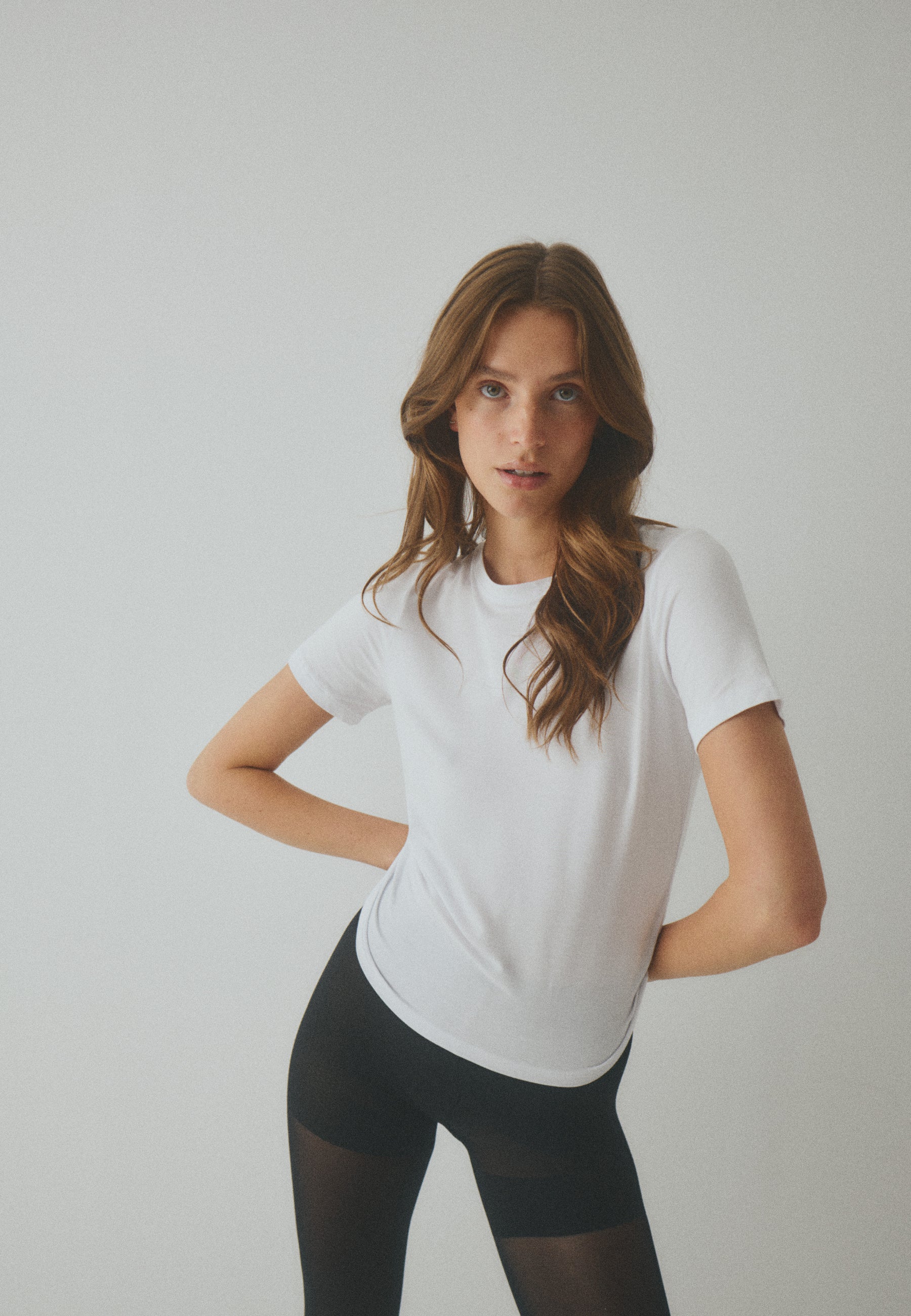 Julie-M Basic T-Shirt - Optical White - Image 5