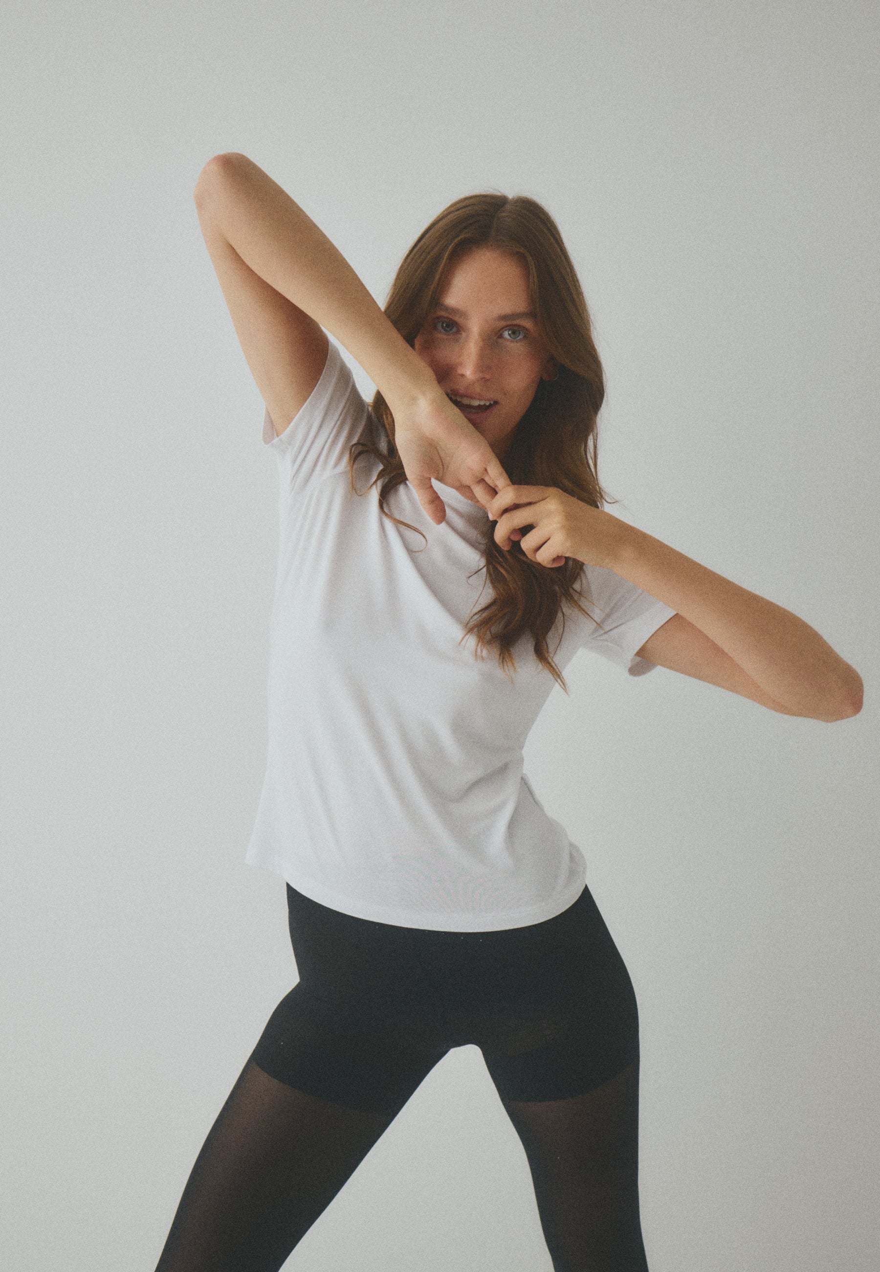 Julie-M Basic T-Shirt - Optical White - Image 6