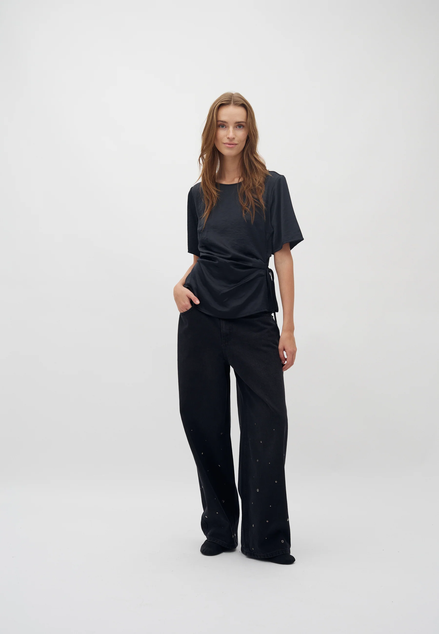 Kylar Short-M Blouse - Black - Image 4