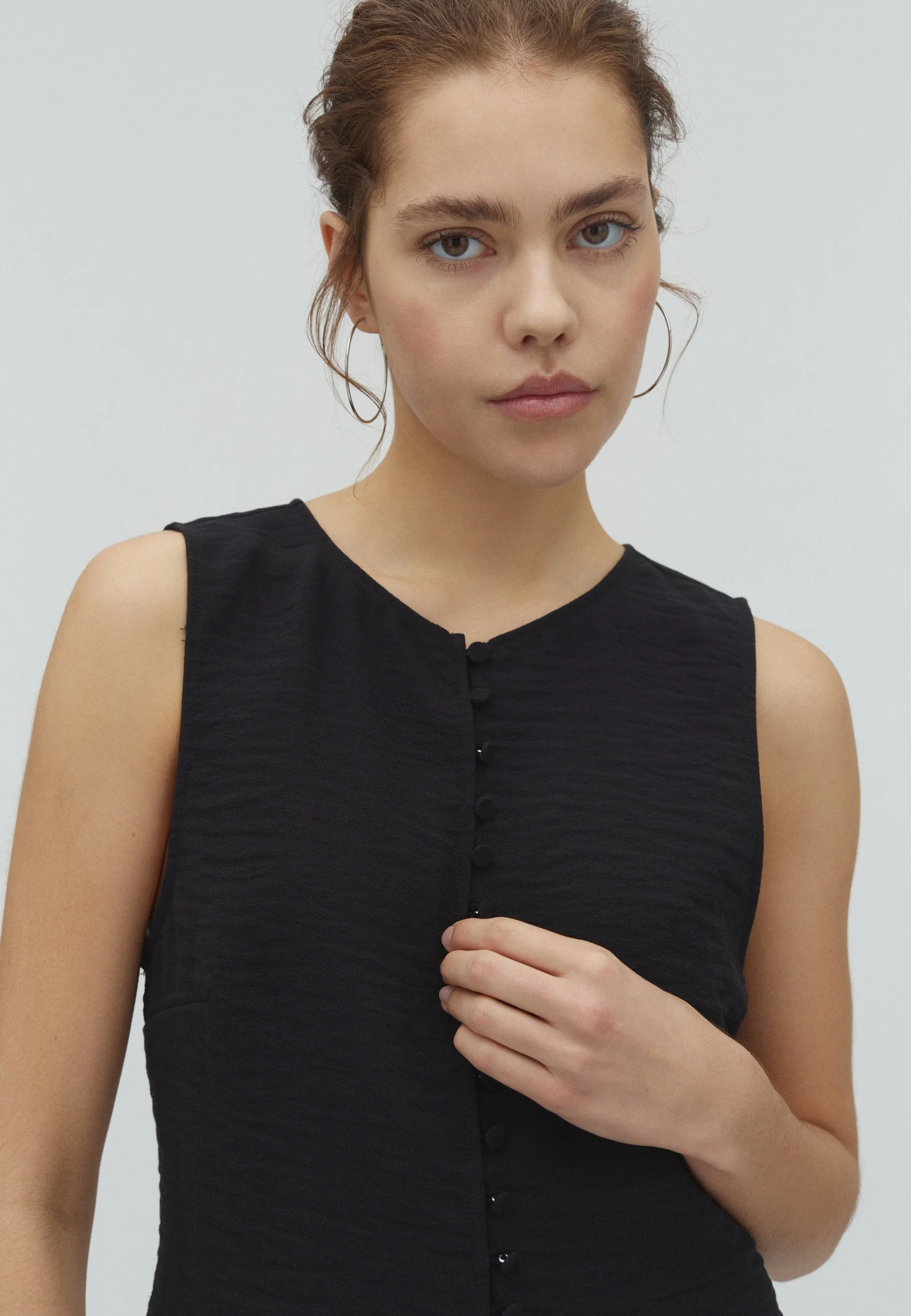 Leleh-M Top - Black - Image 2