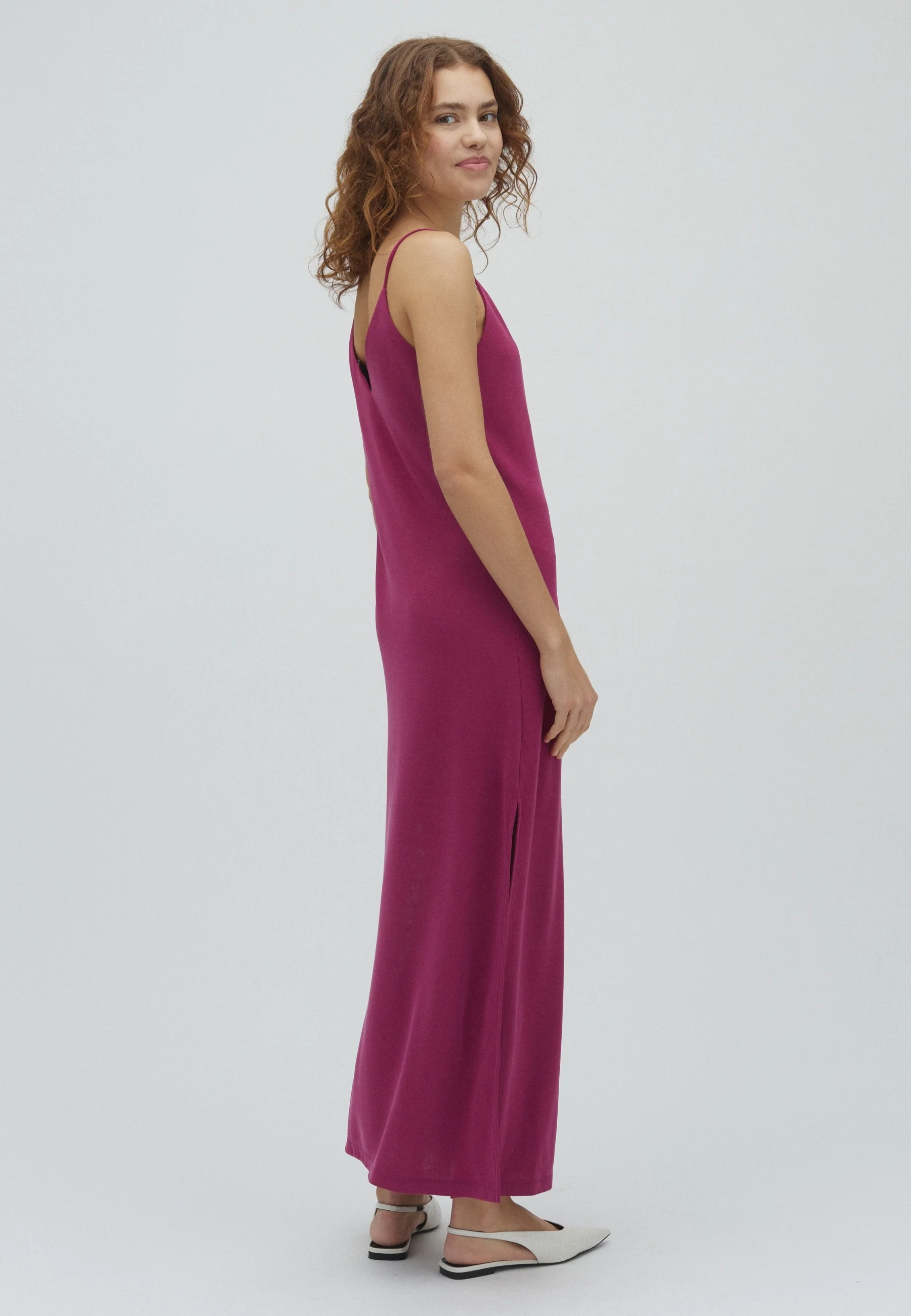 Leslee-M Dress - Radiant Raspberry - Image 3