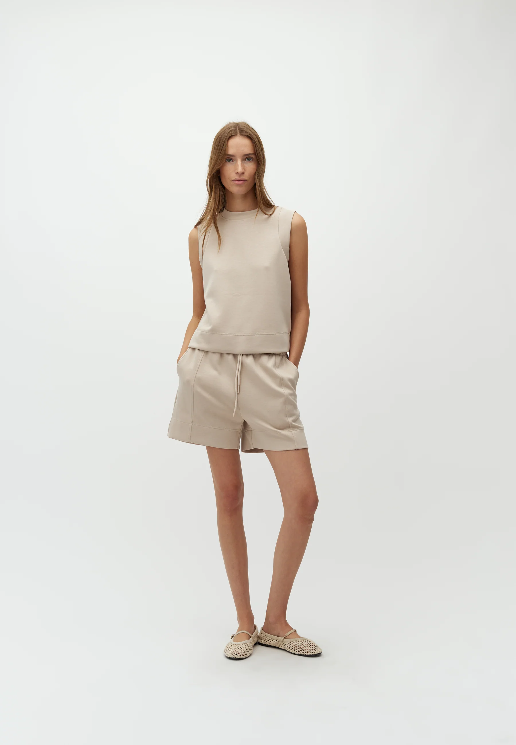 Lorencia-M Top - Pelican