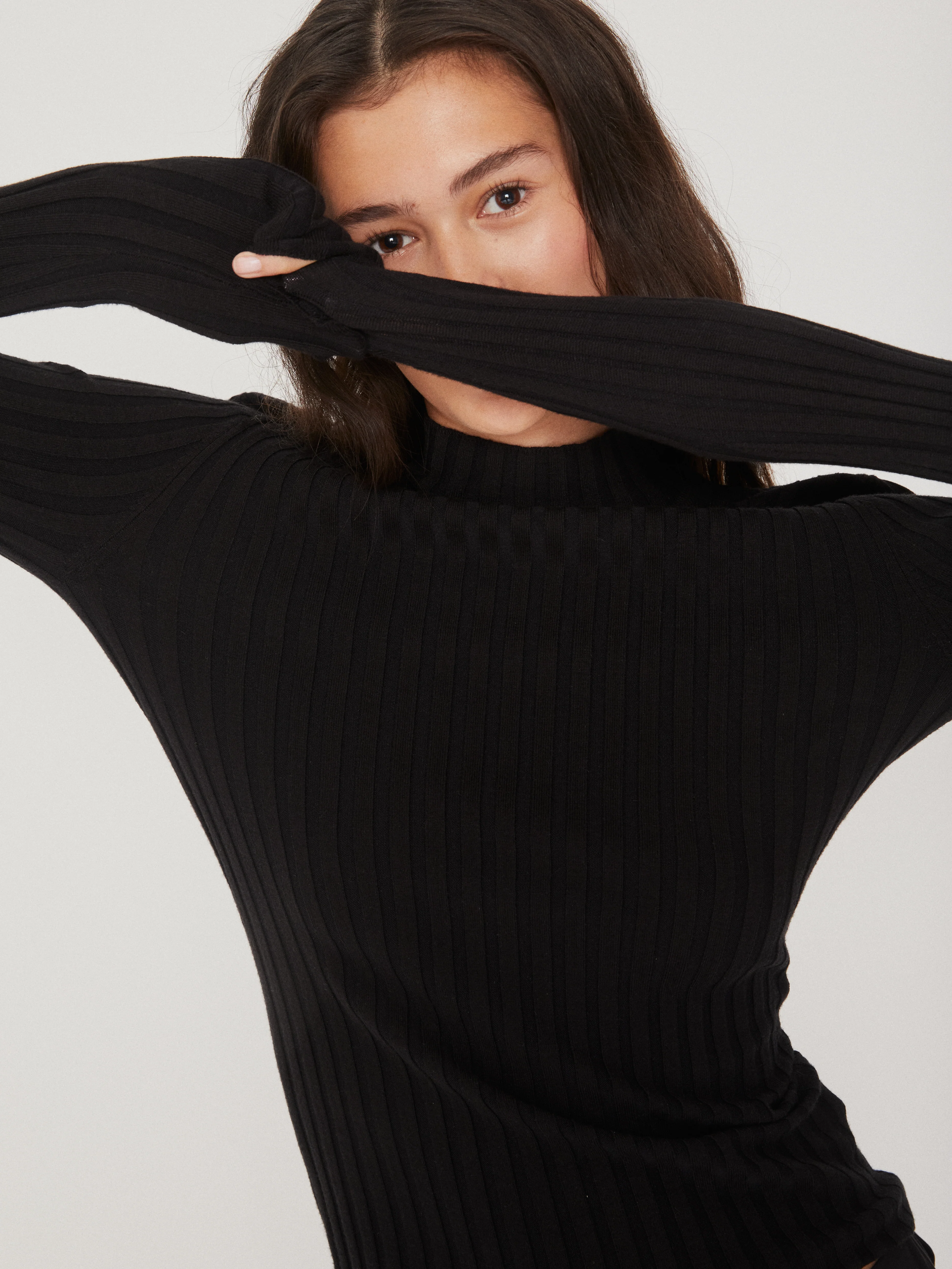 Magen Knit Blouse - Black - Image 3