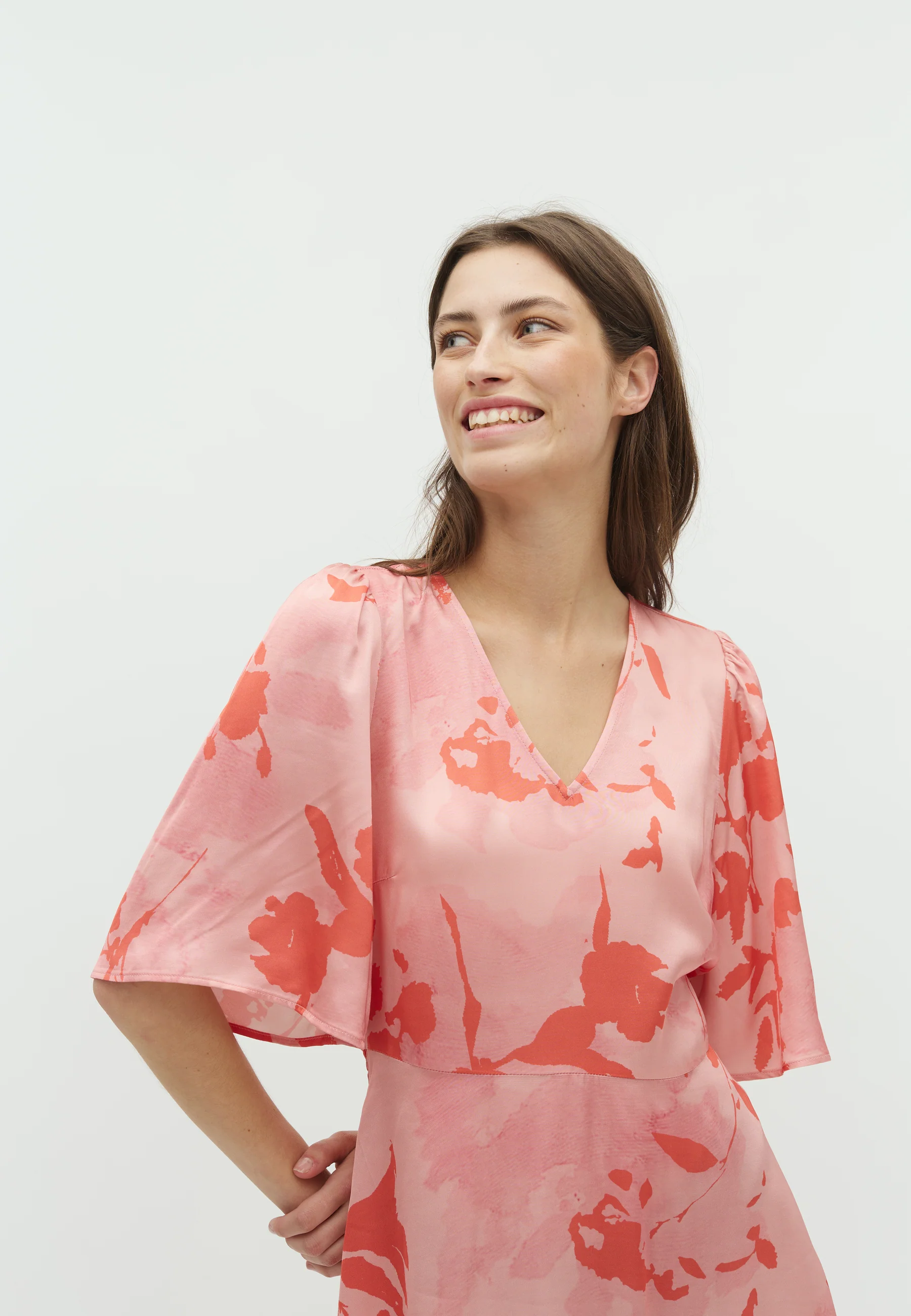 Melika V-M Dress - Coral Felissa Print - Image 4