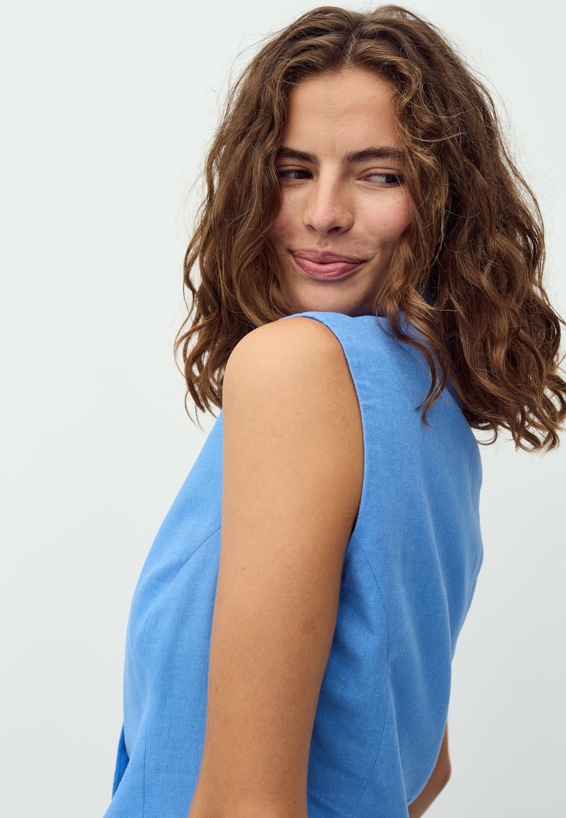 Pierra-M Vest - Ultramarine - Image 2