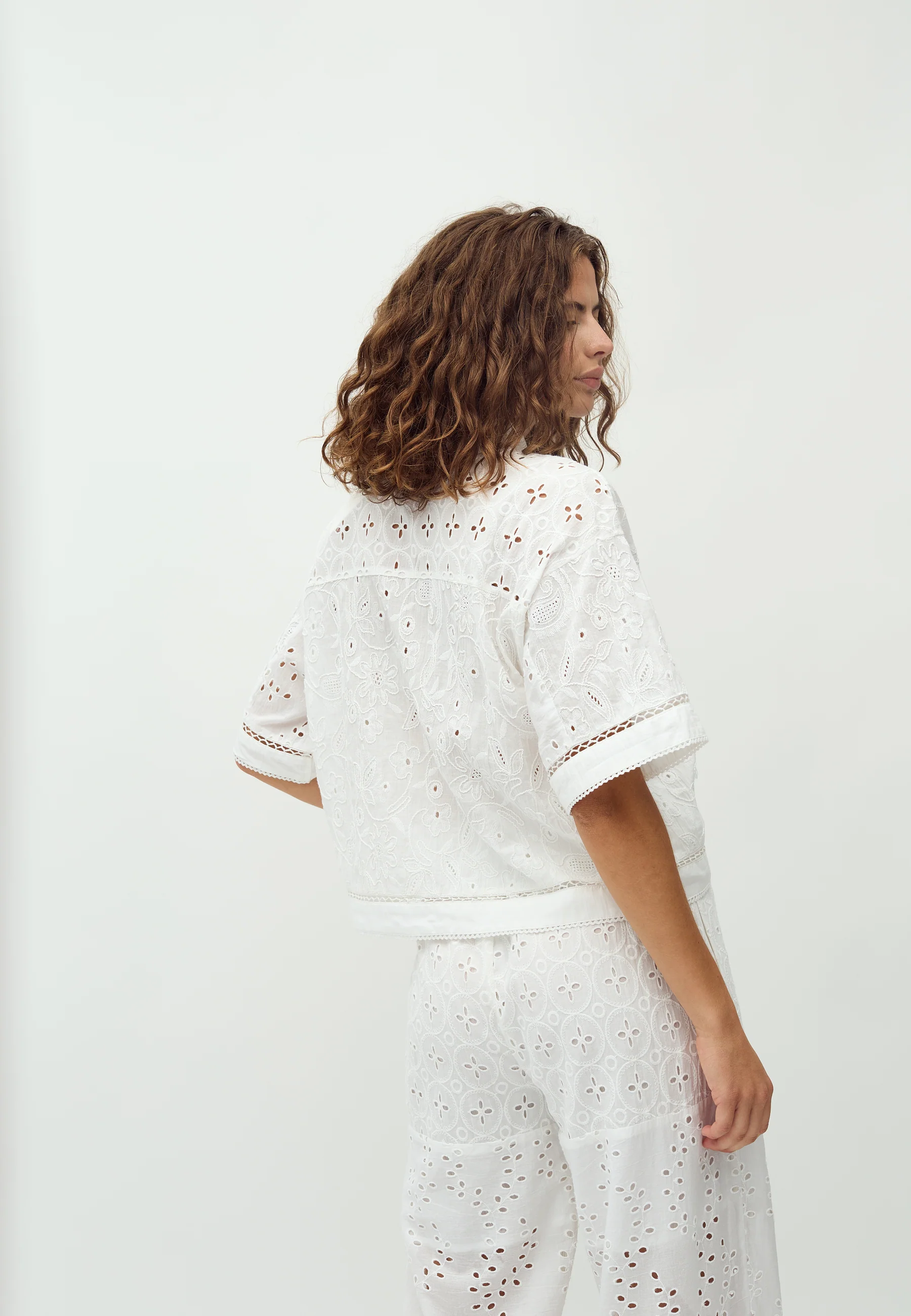 Sonja-M Shirt - White - Image 3