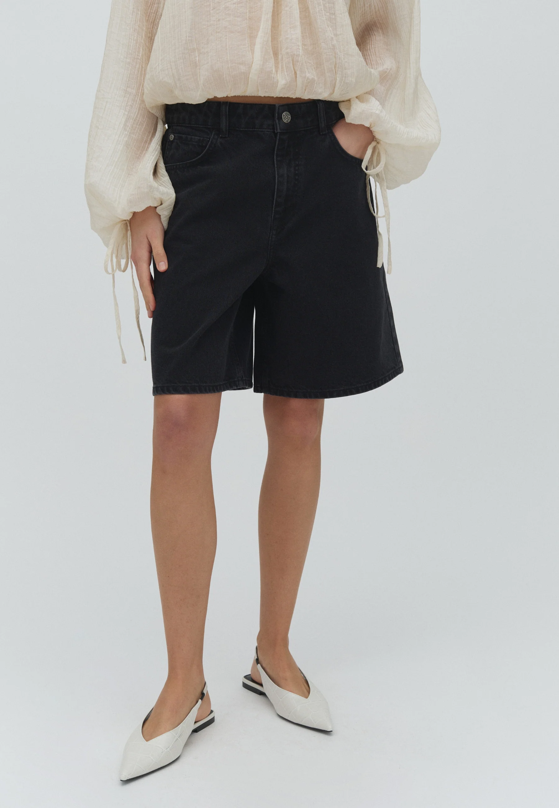Talina-M Shorts - Rebel Black - Image 2