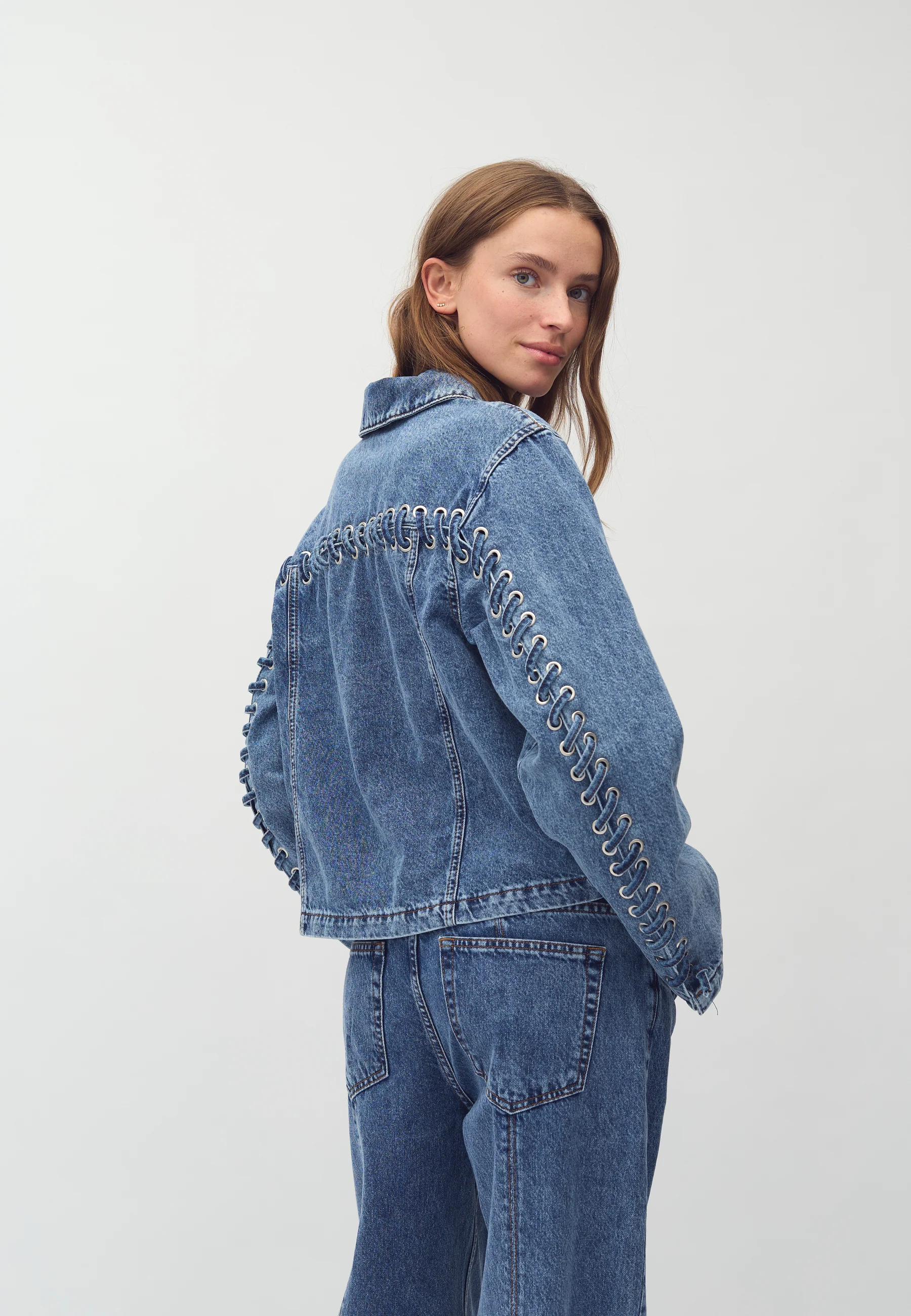 Zolan-M Denim Jacket - Mid Blue Vintage - Image 3